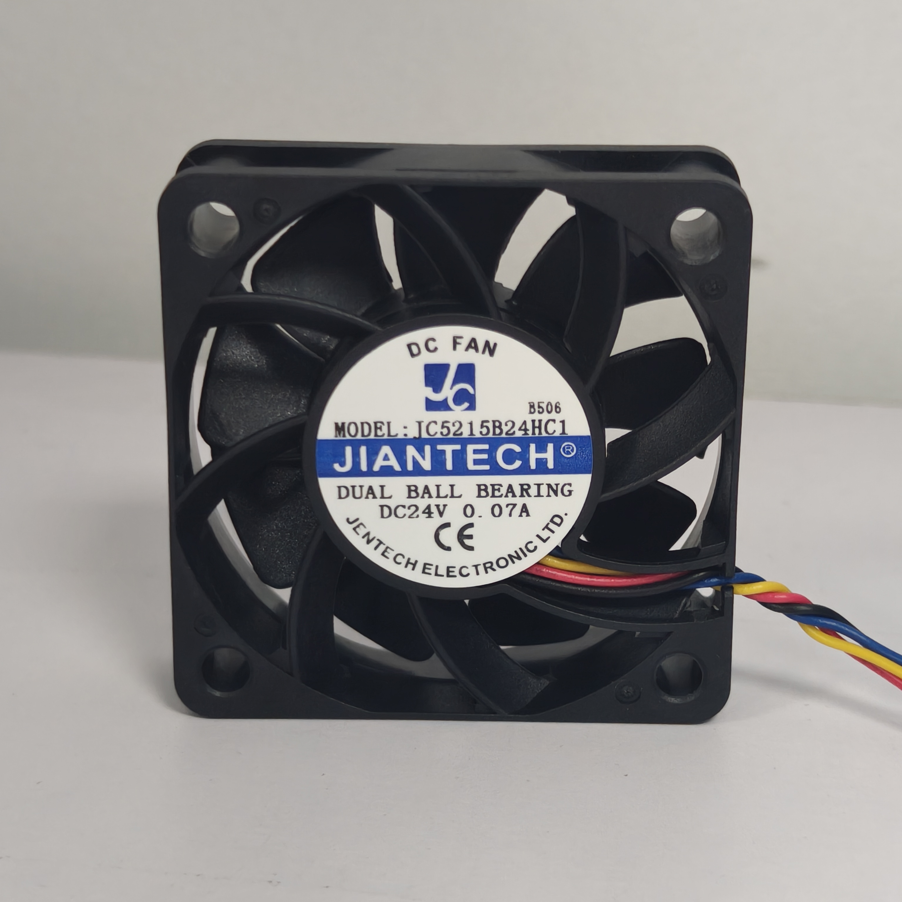 眼底相机小尺寸直流散热风扇怎么选?健策 JENTECH 源头研发生产全系列散热风扇05
